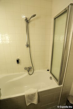 Ea Hotel Julis