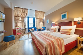 Ea Hotel Julis