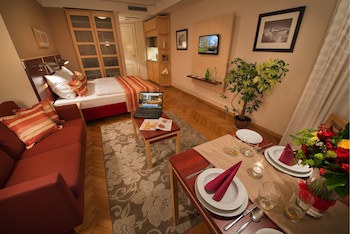 Ea Hotel Julis