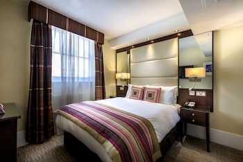 Grand Royale Hyde Park