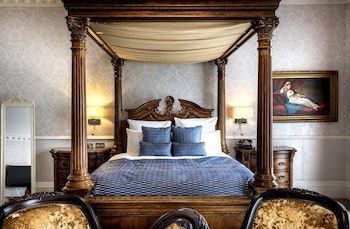 Grand Royale Hyde Park