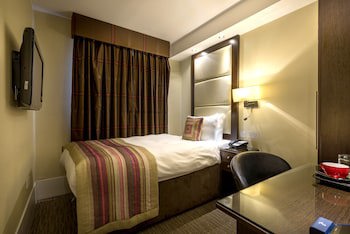 Grand Royale Hyde Park