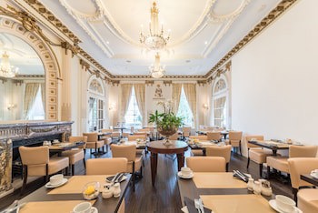 Grand Royale Hyde Park