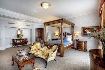 Grand Royale Hyde Park