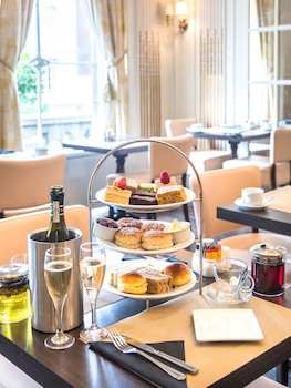Grand Royale Hyde Park