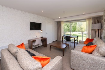 Croydon Lodge Hotel