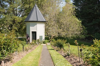 Croydon Lodge Hotel