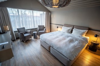 The Hill Hotel At Fludir
