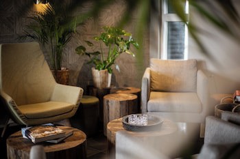 The Hill Hotel At Fludir