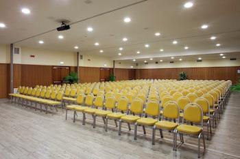 Holiday Inn Cagliari by IHG galeri fotoğrafı