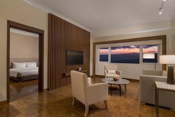 Taal Vista Hotel