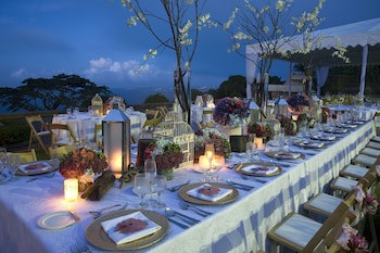 Taal Vista Hotel