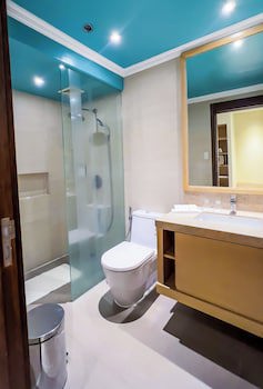 Taal Vista Hotel