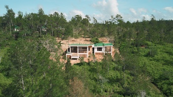 Hidden Valley Wilderness Lodge