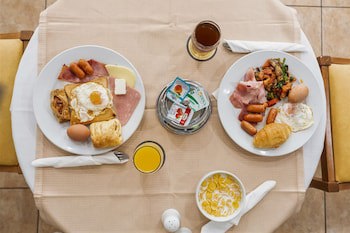 Four Seasons Hotel