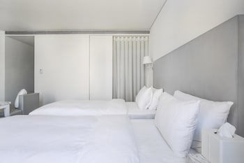 Ambience Hotel Taipei