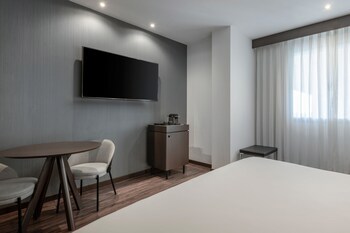Ac Hotel Alicante By Marriott