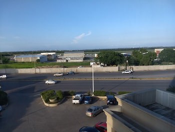 Hampton Inn By Hilton Tampico Aeropuerto
