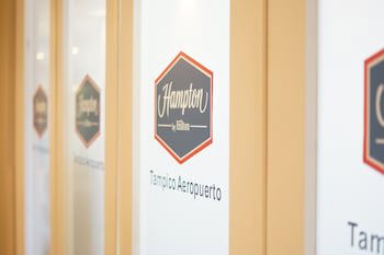 Hampton Inn By Hilton Tampico Aeropuerto