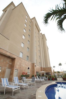 Hampton Inn By Hilton Tampico Aeropuerto