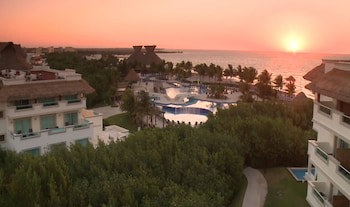 Bluebay Grand Esmeralda All Inclusive