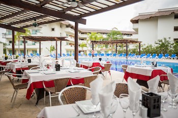Bluebay Grand Esmeralda All Inclusive