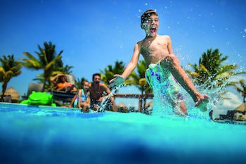 Bluebay Grand Esmeralda All Inclusive