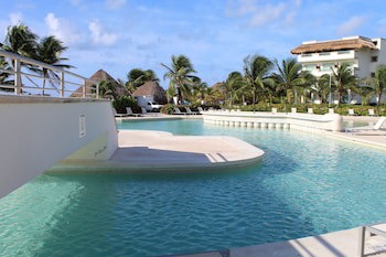 Bluebay Grand Esmeralda All Inclusive