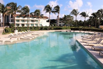 Bluebay Grand Esmeralda All Inclusive