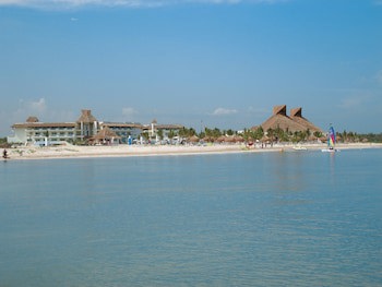 Bluebay Grand Esmeralda All Inclusive