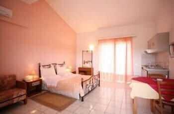 Oasis Hotel Kyparissia fotoğrafı