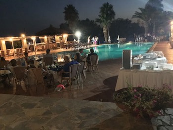 Oasis Hotel Kyparissia galeri fotoğrafı