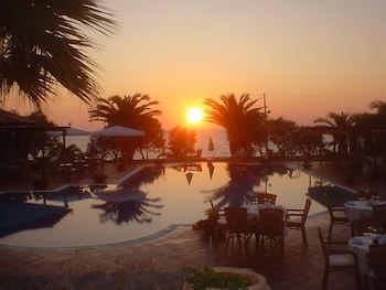 Oasis Hotel Kyparissia galeri fotoğrafı