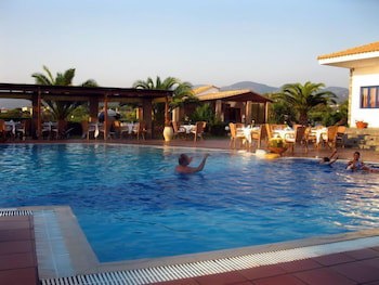 Oasis Hotel Kyparissia galeri fotoğrafı