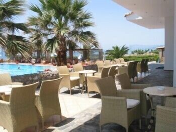 Oasis Hotel Kyparissia galeri fotoğrafı