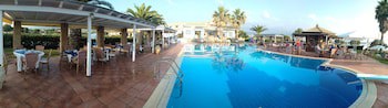 Oasis Hotel Kyparissia galeri fotoğrafı