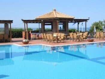 Oasis Hotel Kyparissia galeri fotoğrafı
