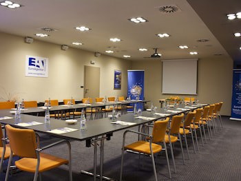 Ea Hotel Crystal Palace