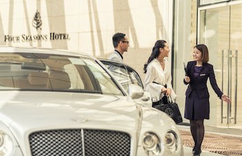 Four Seasons Hotel Hong Kong