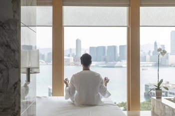 Four Seasons Hotel Hong Kong