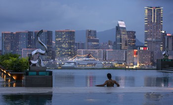 Four Seasons Hotel Hong Kong
