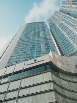 Four Seasons Hotel Hong Kong