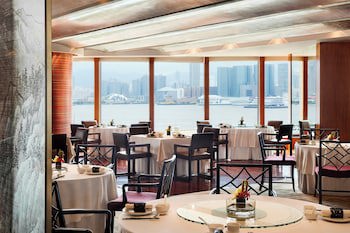 Four Seasons Hotel Hong Kong