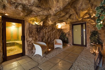 Db Seabank Resort And Spa