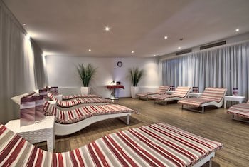 Db Seabank Resort And Spa