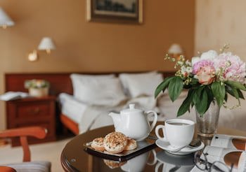 Continental Hotel