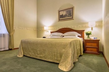 Continental Hotel