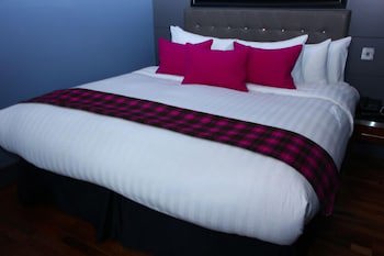 Angel's Share Hotel