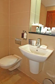 Angel's Share Hotel