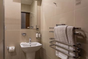 Angel's Share Hotel